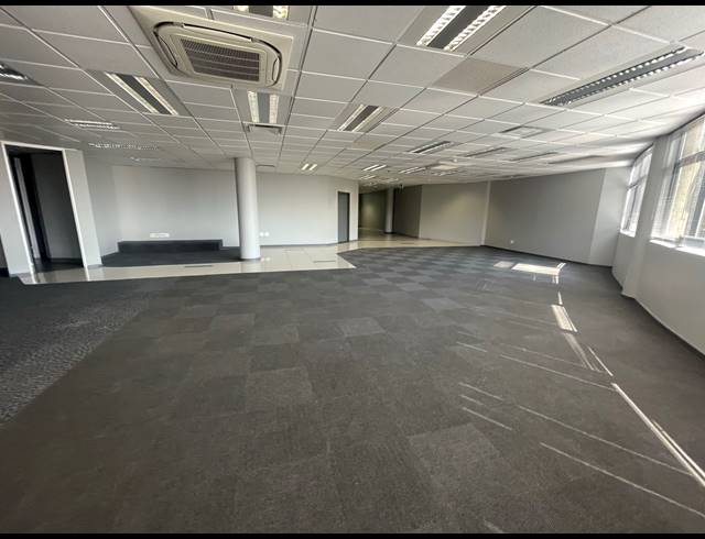 436M² OFFICE TO LET IN PARKTOWN